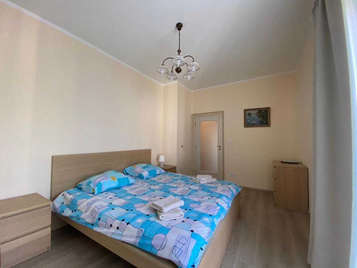 Apartment Azimuth Marianske Lazne Bagian luar foto
