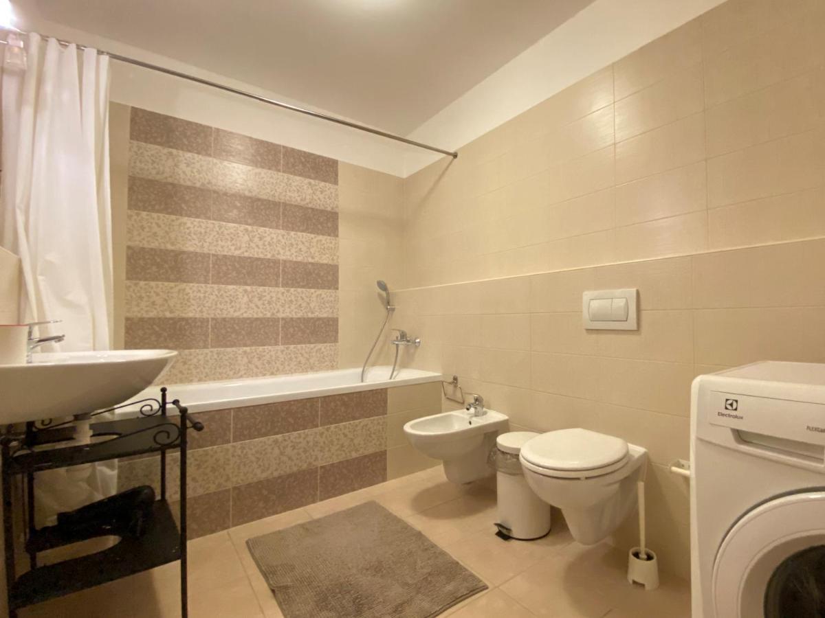 Apartment Azimuth Marianske Lazne Bagian luar foto